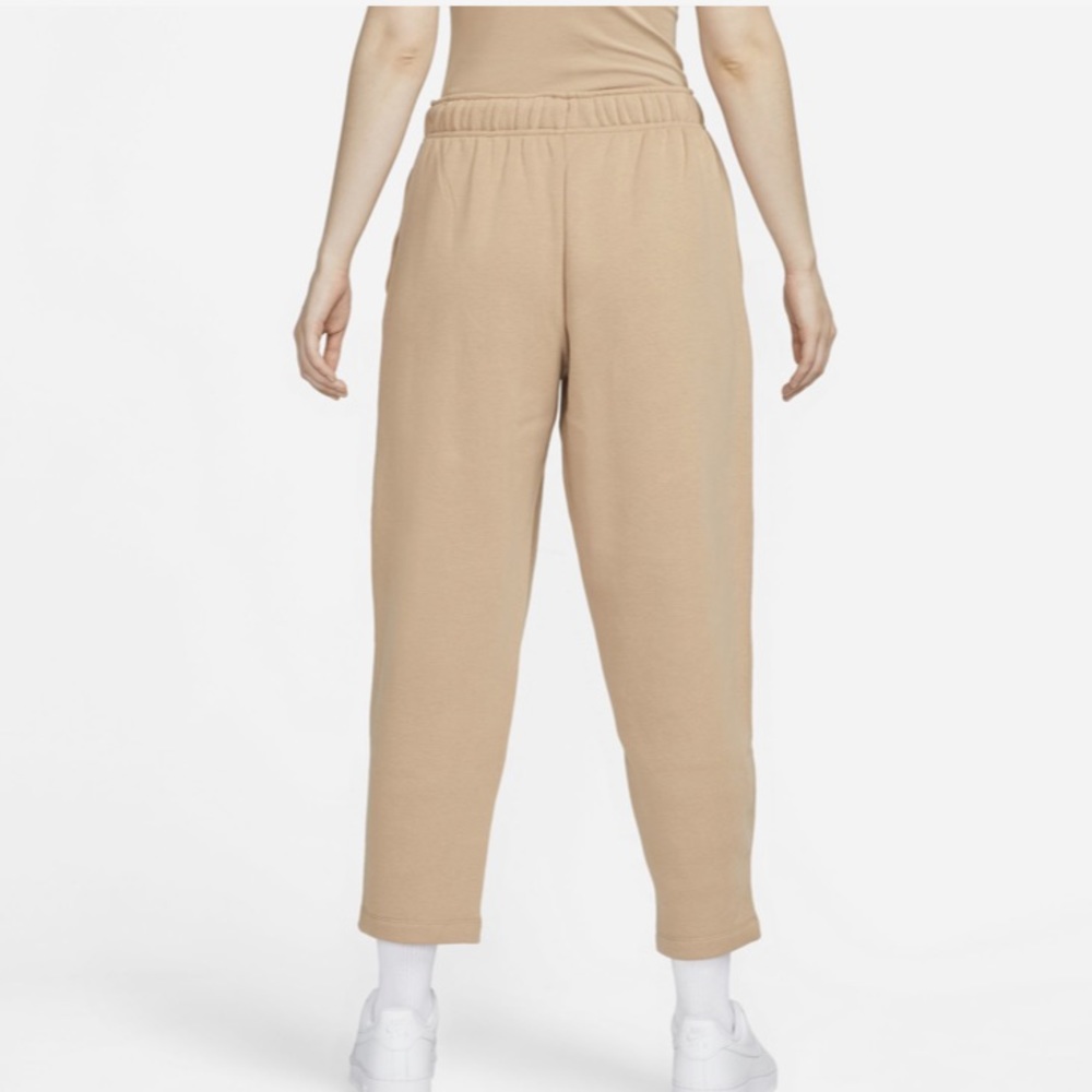 Nike Sweatpants - Picture 2 of 5